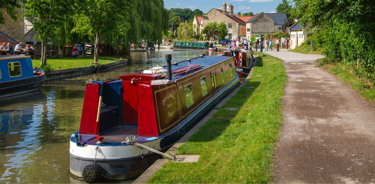 Bradford on Avon Canal